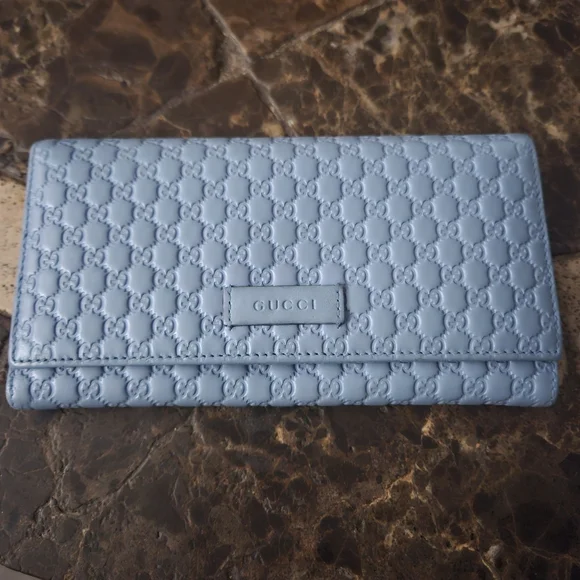Gucci MicroguccisimoLeather Continental Flap Wallet in mineral blue